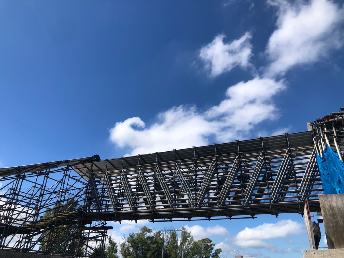 CRUCE PEATONAL EST. JCP