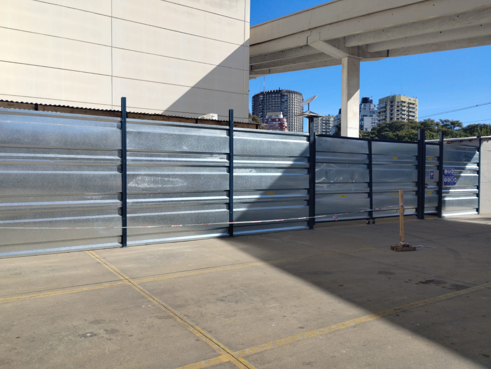 CERCO DE OBRA - CENCOSUD