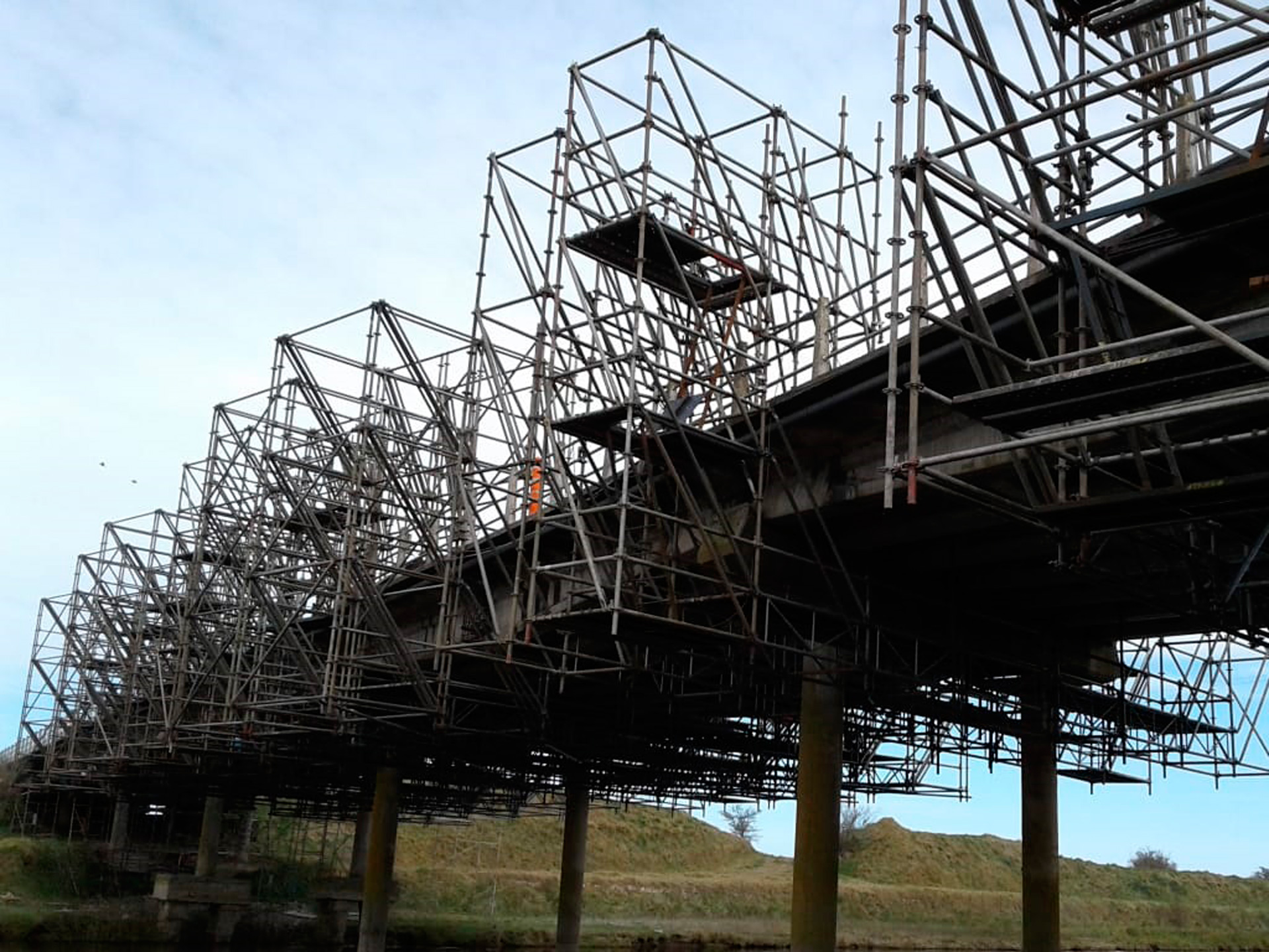 Puente Canal 9 RP N°11