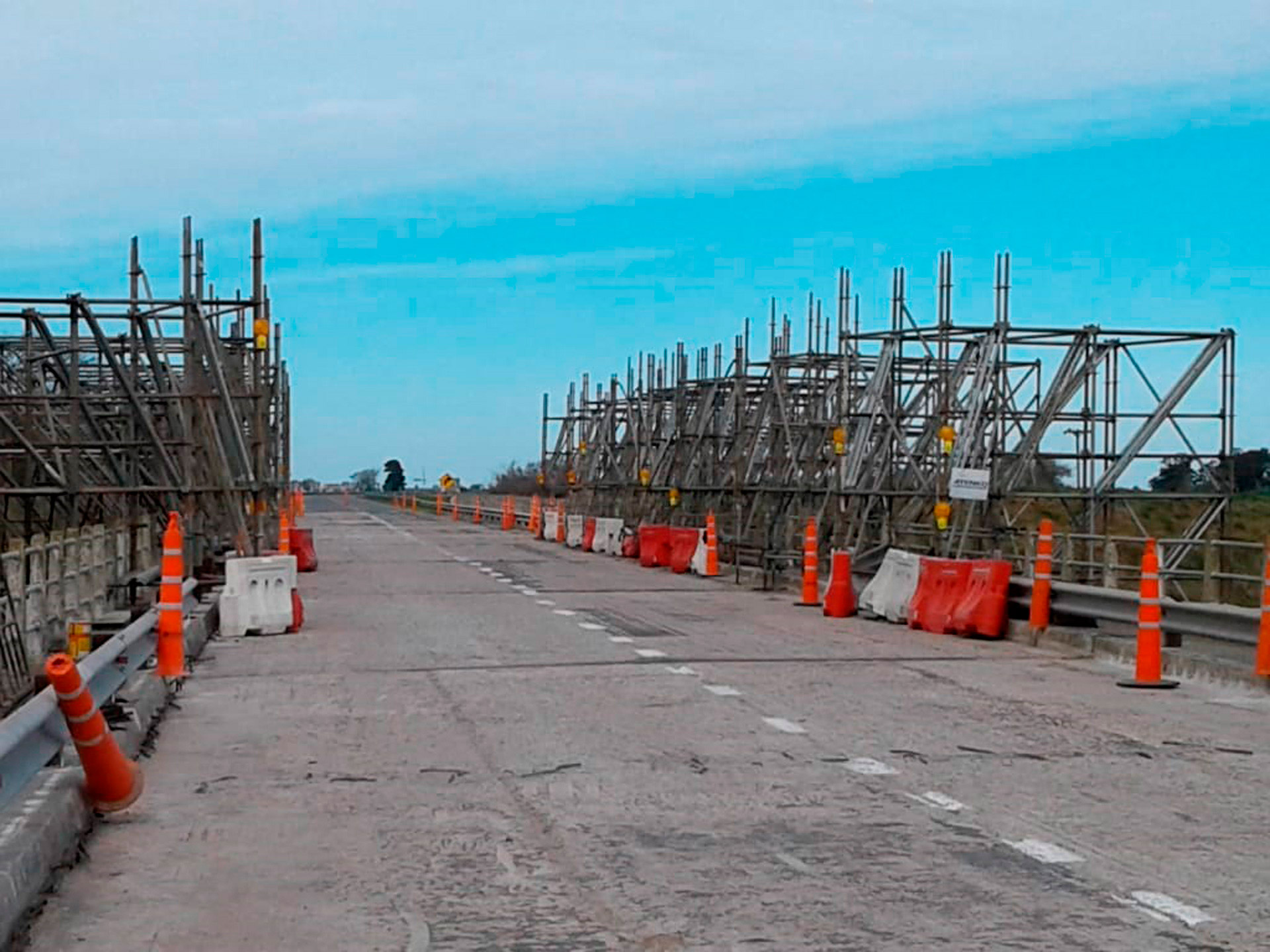 Puente Canal 9 RP N°11