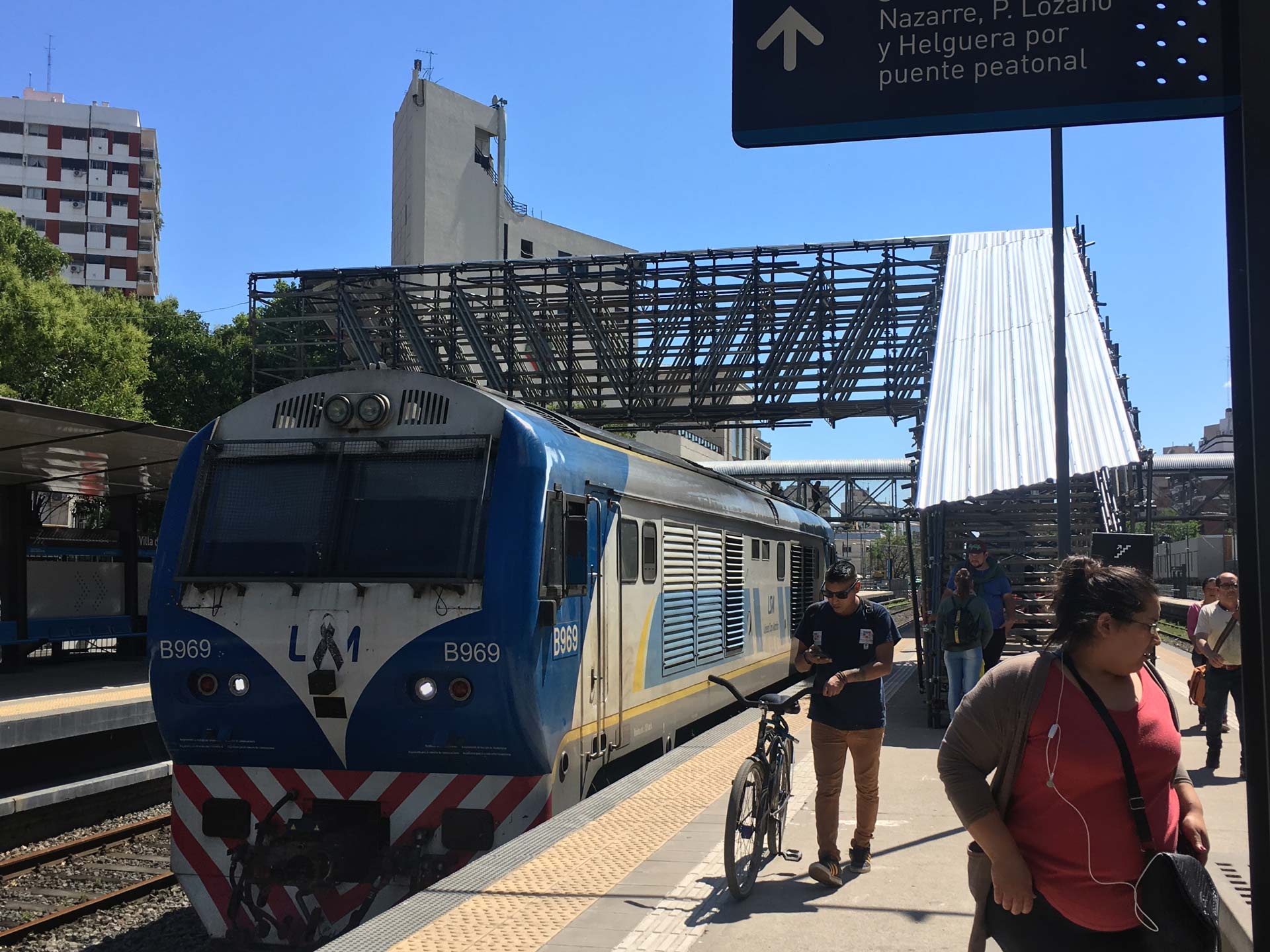 Viaducto San Martìn, Pasarela provisoria estación Villa del Parque