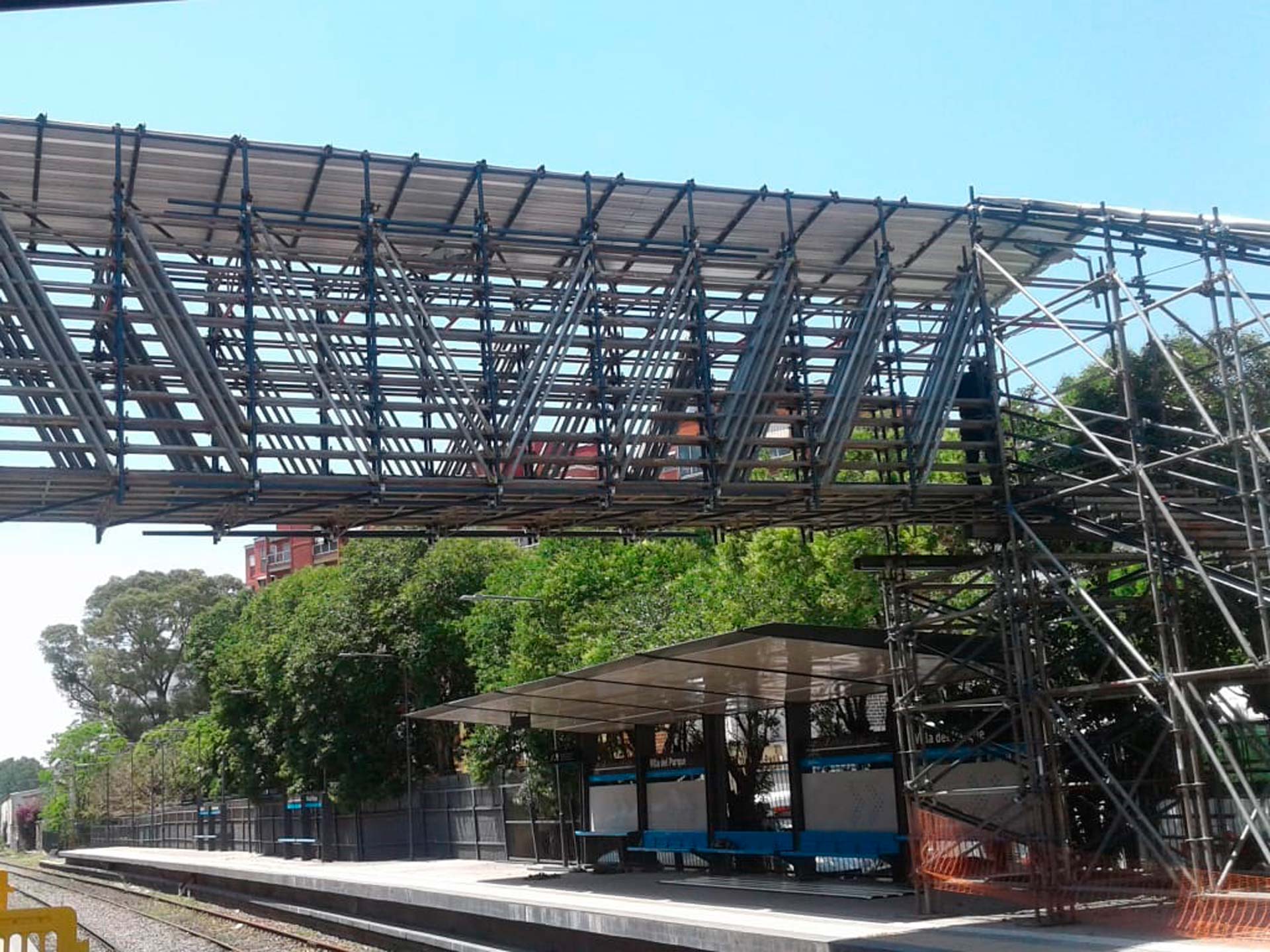 Viaducto San Martìn, Pasarela provisoria estación Villa del Parque