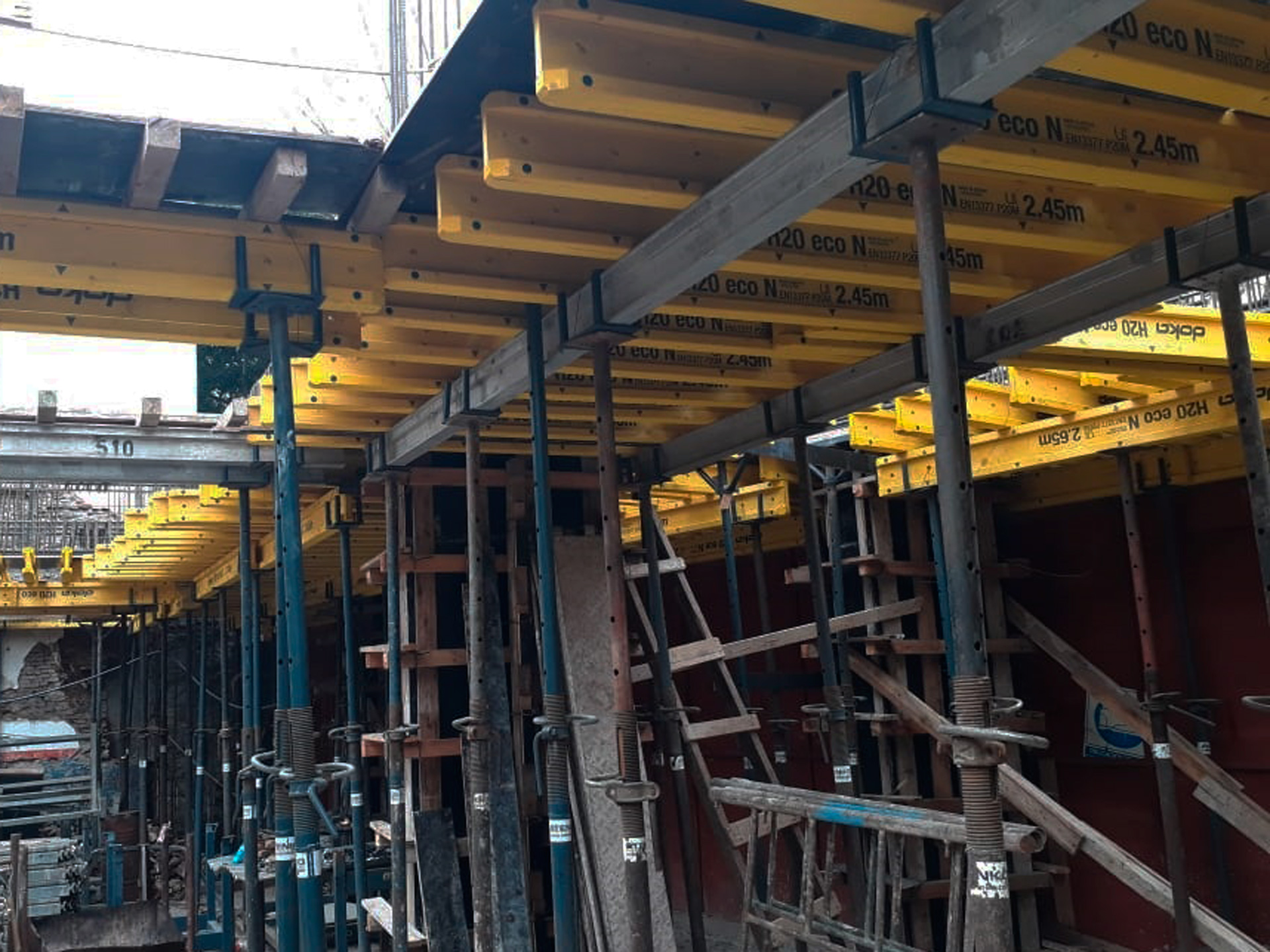 Star Alvarez Thomas, C.A.B.A