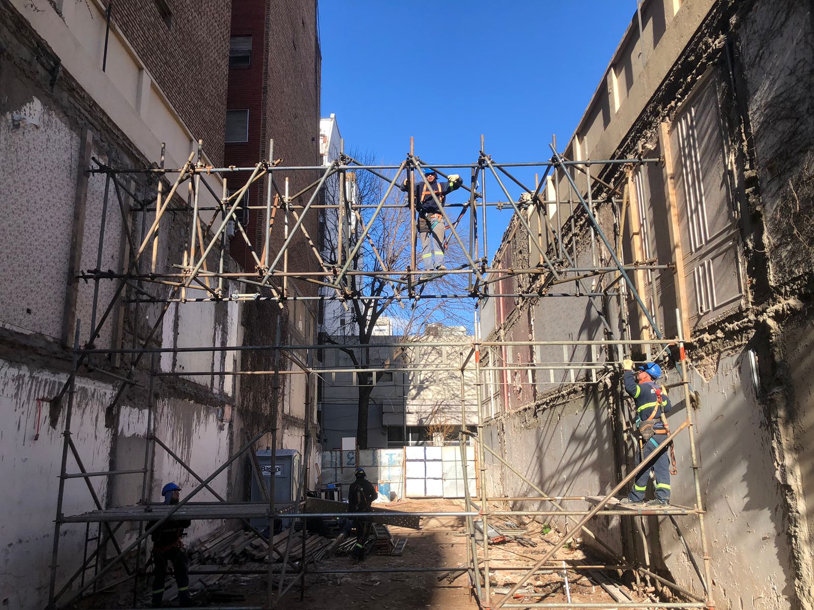 VIGA DE APUNTALAMIENTO - RECOLETA