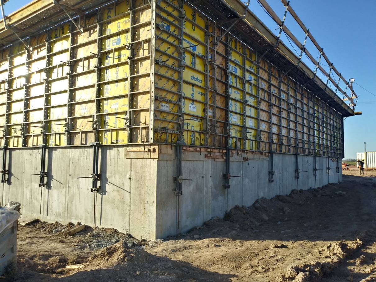 Planta de Tratamiento - Tanque Sedimentador / Tanque Espesador.