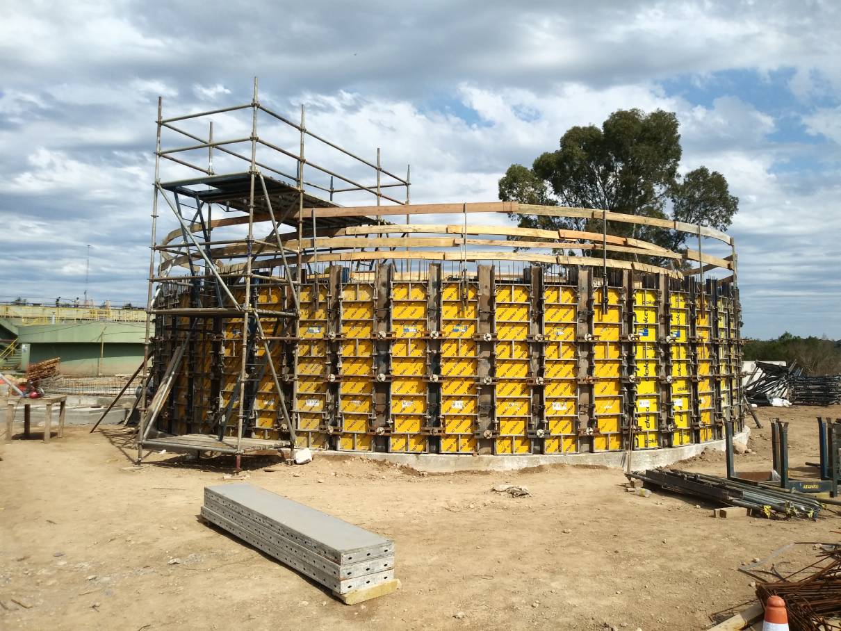 Planta de Tratamiento - Tanque Sedimentador / Tanque Espesador.