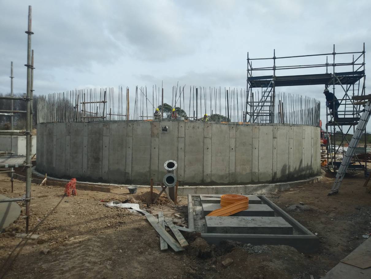 Planta de Tratamiento - Tanque Sedimentador / Tanque Espesador.