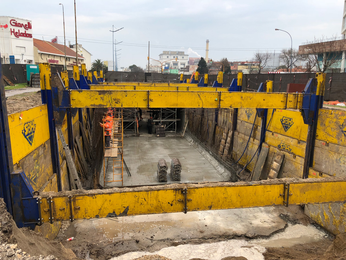 Desagüe pluvial arroyo el Barco