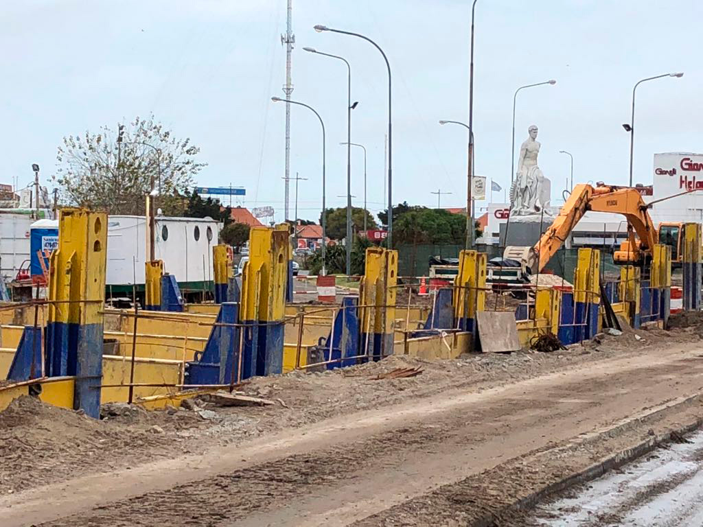 Desagüe pluvial arroyo el Barco