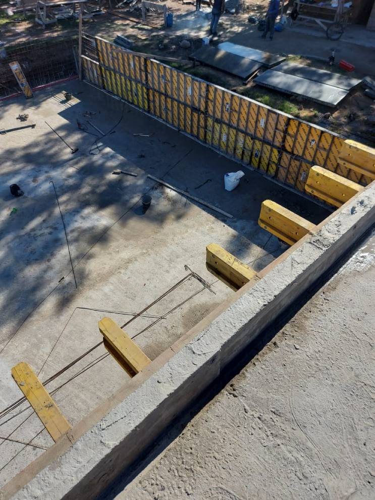 Pileta Semiolímpica, Quilmes