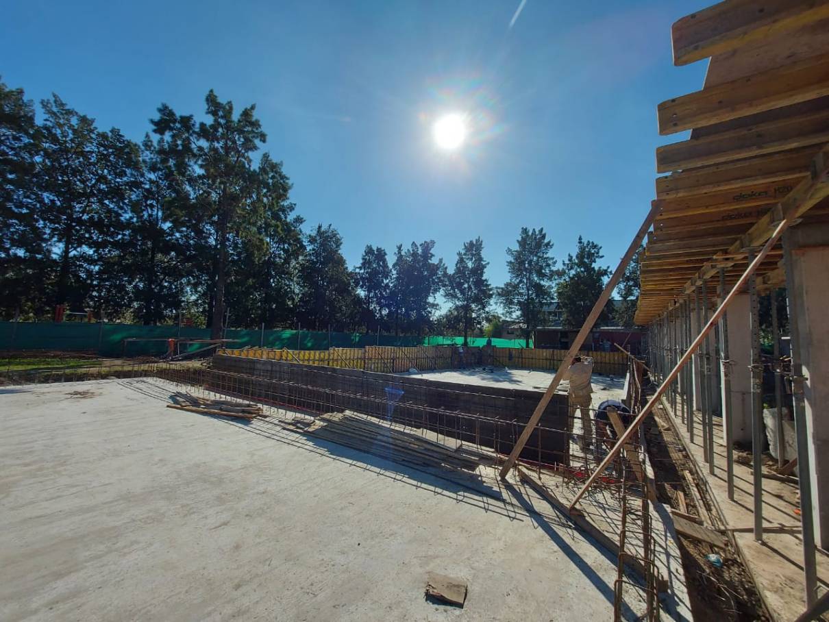 Pileta Semiolímpica, Quilmes